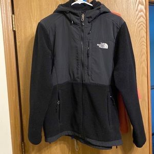 North face hooded denali